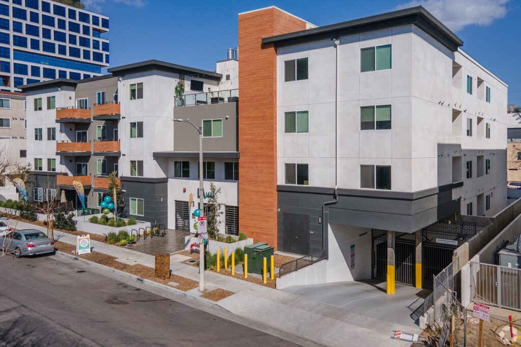 Apartments in Heart of Hollywood Sell